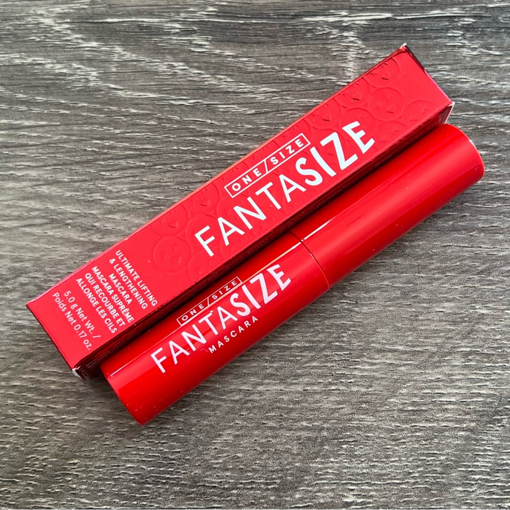 ONE/SIZE Fantasize Ultimate Lifting & Lengthening Mascara In Bodacious Black 5g